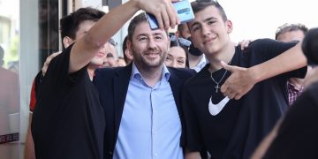 Κόντρα… από τα παλιά ΠΑΣΟΚ – ΝΔ με ορίζοντα τις κάλπες – Η ακρίβεια ανεβάζει το πολιτικό θερμόμετρο – Ποιος είναι “Πόντιος Πιλάτος”