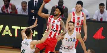 Νίκη τίτλου στο ΟΑΚΑ 72 – 78 για τον Ολυμπιακό – Χάθηκε ο ΠΑΟ στο 2ο ημίχρονο – Ντόρσεϊ, Σλούκας, Βεζένκοφ οι μεγάλοι πρωταγωνιστές