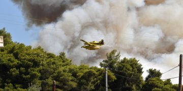 Αχαΐα – Πυρκαγιά: Μήνυμα μέσω του 112 για εκκένωση των κοινοτήτων Πλατανόβρυση και Αγία Παρασκευή – Επιχειρούν ισχυρές δυνάμεις της Πυροσβεστικής | ΦΩΤΟ