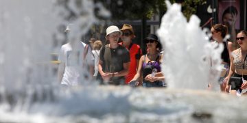 Καμίνι η χώρα – Μελέτη του meteo: Σε θερμοκρασίες έως 43 βαθμούς θα βρίσκονται 630.000 άνθρωποι, ενώ 8,6 εκατομμύρια σε πάνω από 37 βαθμούς | ΧΑΡΤΗΣ