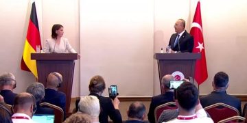 Η DW αποτιμά το ταξίδι Μπέρμποκ σε Ελλάδα και Τουρκία: Οι τουρκικές αξιώσεις στο Αιγαίο δεν είναι μόνο ένα σόου του Ερντογάν – Αποτελούν πραγματική απειλή | ΦΩΤΟ