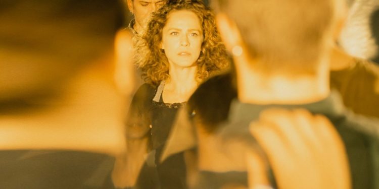 Η Αντιγόνη του Σοφοκλή με τη σκηνοθετική ματιά του Τσέζαρις Γκραουζίνις στο Αρχαίο Θέατρο Επιδαύρου | ΦΩΤΟ