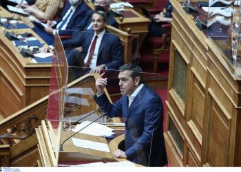 Μονομαχία αρχηγών στη Βουλή: Προεκλογικές εξαγγελίες ανακοίνωσε ο Κυριάκος Μητσοτάκης – Εκλογές ζήτησε ο Αλέξης Τσίπρας – Χωρίς τη μεγάλη είδηση οι πρωτολογίες | ΦΩΤΟ