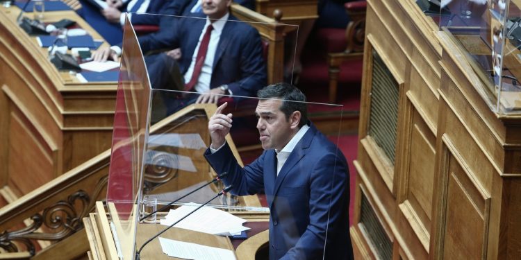 Μονομαχία αρχηγών στη Βουλή: Προεκλογικές εξαγγελίες ανακοίνωσε ο Κυριάκος Μητσοτάκης – Εκλογές ζήτησε ο Αλέξης Τσίπρας – Χωρίς τη μεγάλη είδηση οι πρωτολογίες | ΦΩΤΟ