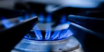 Επίτροπος Ενέργειας ΕΕ: Σίγουρα θα επιβιώσουμε τον χειμώνα – Η Ρωσία μπορεί να κλείσει τη στρόφιγγα, αλλά είμαστε προετοιμασμένοι – Να αρχίσουμε αμέσως την εξοικονόμηση