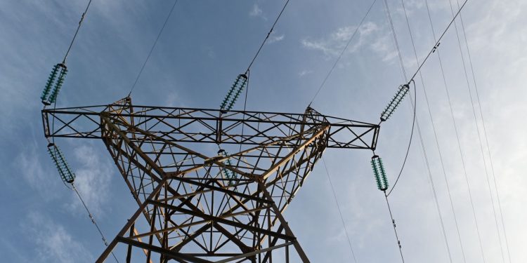 Ηλεκτρικό ρεύμα: Ανακοινώνονται τα τιμολόγια Αυγούστου – Οι καιρικές συνθήκες έδωσαν ρεκόρ στις τιμές χονδρικής – Ποιος είναι ο στόχος της κυβέρνησης