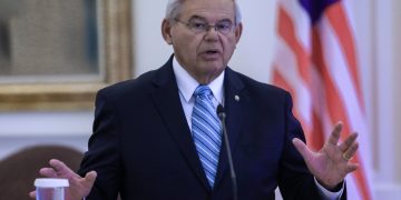 Μενέντεζ: Λίστα με σκληρούς όρους στην Τουρκία για την έγκριση της πώλησης των F-16 από τον πανίσχυρο Γερουσιαστή – Δεν βλέπει πρόθυμο τον Ερντογάν