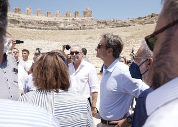 Μητσοτάκης: Διπλασιάζουμε το κονδύλι και τους δικαιούχους για το πρόγραμμα “Τουρισμός για Όλους” – Ακόμη 200.000 θα μπορούν να κάνουν χρήση