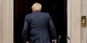 Παραιτήθηκε ο Τζόνσον – Θεωρεί επιτεύγματα του, το Brexit, τα εμβόλια, την άρση του λοκντάουν και τον αγώνα κατά του Πούτιν – Η διαδικασία εκλογής νέου ηγέτη