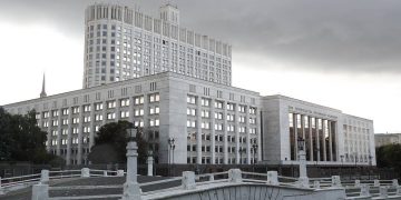 Κλιμακώνει η Μόσχα τις κινήσεις κατά της Αθήνας – Η Ρωσία πρόσθεσε την Ελλάδα στη λίστα των “μη φιλικών χωρών” μαζί με Δανία, Σλοβακία, Σλοβενία, Κροατία