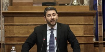 Ανδρουλάκης: Σταματήστε, κ. Μητσοτάκη, να περιφρονείτε τη νοημοσύνη του ελληνικού λαού – Θέλατε ένα ΠΑΣΟΚ σε ομηρεία και αποτύχατε – Ραντεβού στην Εξεταστική Επιτροπή