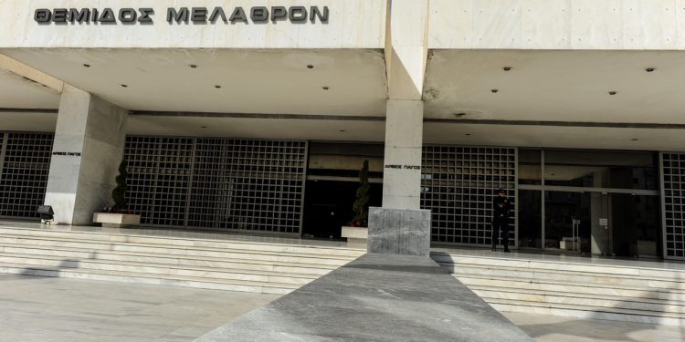 Παρακολουθήσεις ΕΥΠ – Παρέμβαση Ντογιάκου: Ποινική προκαταρκτική έρευνα από τον εισαγγελέα του Αρείου Πάγου για διαρροή στοιχείων – Υπάρχουν θέματα Εθνικής Ασφάλειας