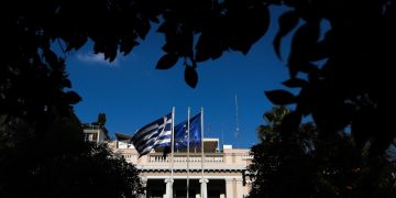 Παρακολουθήσεις ΕΥΠ: Ξέσπασε πολιτική θύελλα – Εξεταστική ζήτησε ο Ανδρουλάκης – Συμφωνεί η Κυβέρνηση – ΣΥΡΙΖΑ: Να παραιτηθεί ο πρωθυπουργός και να προκηρύξει εκλογές