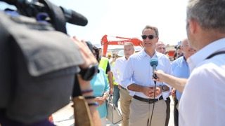 Μητσοτάκης από Κεφαλονιά: Η κυβέρνηση θα στηρίξει τους πολίτες να αντιμετωπίσουν την “εισβολή” του εισαγόμενου πληθωρισμού που ροκανίζει το εισόδημα | ΦΩΤΟ