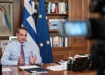 Παρακολουθήσεις ΕΥΠ: Μετωπική επίθεση ΠΑΣΟΚ και ΣΥΡΙΖΑ στην κυβέρνηση – Μπαράζ διαρροών για τις υποκλοπές – Τη Δευτέρα οι δηλώσεις Μητσοτάκη 