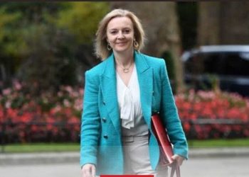 Η Λιζ Τρας νέα πρωθυπουργός του Ηνωμένου Βασιλείου – “Θα εφαρμόσω ένα τολμηρό σχέδιο μείωσης φόρων και αύξησης της ανάπτυξης της οικονομίας”