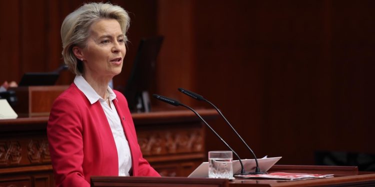 Ενεργειακή κρίση: Πλαφόν στις τιμές ενέργειας ανακοινώνει στις 14 Σεπτεμβρίου η Φον ντερ Λάιεν – Τα σενάρια που εξετάζονται για τον δύσκολο χειμώνα που έρχεται