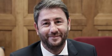 Ανδρουλάκης: Δημοκρατική ανατροπή ή ανοχή στην αδικία και τον αυταρχισμό – Οι πολίτες μπορούν να επιλέξουν ένα γνήσια προοδευτικό κυβερνητικό πρόγραμμα | ΦΩΤΟ