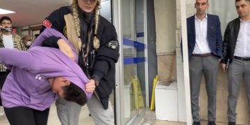 Φονική έκρηξη στην Κωνσταντινούπολη: Η Τουρκία κατηγορεί το PKK για την τρομοκρατική επίθεση – Συνελήφθησαν η ύποπτη βομβίστρια και άλλα 21 άτομα | ΦΩΤΟ  