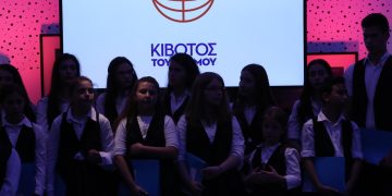 “Κιβωτός του Κόσμου”: Σοκάρουν οι καταγγελίες για κακοποίηση παιδιών στη δομή – Η Εισαγγελία Ανήλικων θα συνεχίσει την έρευνα μετά τον σάλο – “Πέφτει από τα σύννεφα” ο πατέρας Αντώνιος