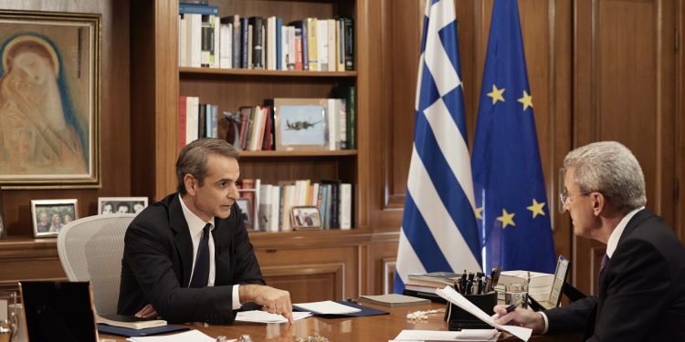 Μητσοτάκης στον ΑΝΤ1: “Δεν γνωρίζω από ποιον γίνονται οι παρακολουθήσεις, πρέπει να το μάθουμε, δεν είναι η ΕΥΠ, που χειρίζεται κακόβουλα λογισμικά – Εγώ δεν έχω καμία ανάμειξη” | ΦΩΤΟ