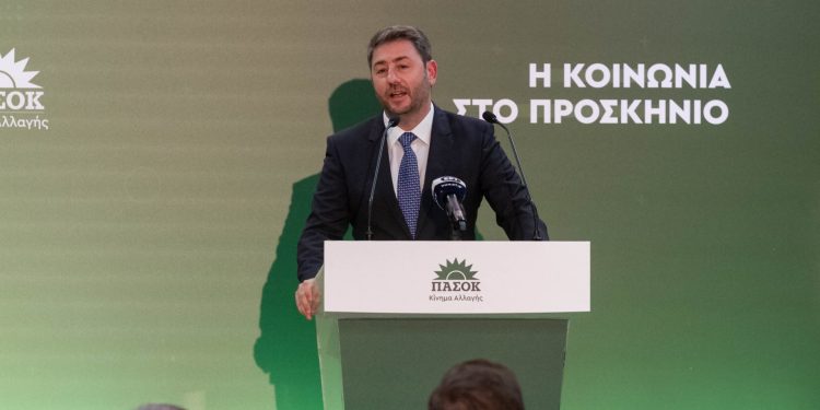 Ανδρουλάκης: “Το επιτελικό κράτος του κ. Μητσοτάκη αποδεικνύεται ένα περιτύλιγμα μιας πελατειακής συγκεντρωτικής εξουσίας – Επιβεβαιώνεται η θεσμική εκτροπή, η ΕΥΠ χρησιμοποιεί το Predator” | ΦΩΤΟ
