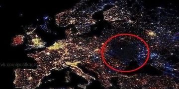 Πόλεμος στην Ουκρανία: Εκατομμύρια άνθρωποι βυθισμένοι στο σκοτάδι – Στις δορυφορικές εικόνες της NASA, η Ουκρανία φαίνεται ένα μαύρο κομμάτι στη Γη