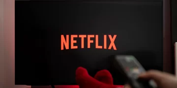 Netflix: Αυτές  είναι οι 10 σειρές που κυριαρχούν το χειμώνα στη δημοφιλή πλατφόρμα