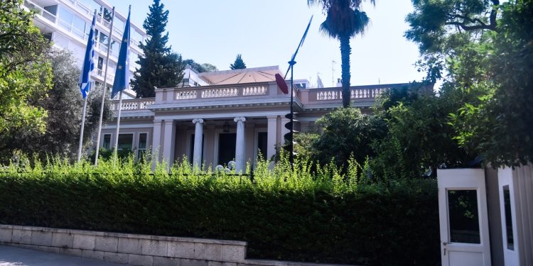 Καλλιτεχνική εκπαίδευση: Νομοθετική πρωτοβουλία της κυβέρνησης για τον καθορισμό των αμοιβών ηθοποιών και χορευτών που παρέχουν καλλιτεχνική υπηρεσία στο δημόσιο 