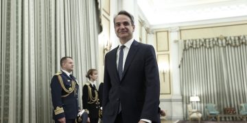 Μητσοτάκης: Η αύξηση του κατώτερου μισθού ένα μήνα νωρίτερα, δεν σχετίζεται με την ημερομηνία προκήρυξης των εκλογών – Η επιλογή έγινε επειδή αρχίζει η τουριστική περίοδος