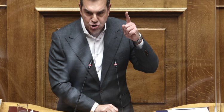 Τσίπρας: “Υποβάλλουμε πρόταση δυσπιστίας κατά της κυβέρνησης Μητσοτάκη – Ο πρωθυπουργός αυτός δεν μπορεί να παραμείνει ούτε μια μέρα στη θέση του – Να έρθει εδώ να λογοδοτήσει” | ΦΩΤΟ