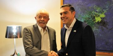Τσίπρας: Συνάντηση με τον Λούλα, νέο πρόεδρο της Βραζιλίας – Κοινός αγώνας για τη Δημοκρατία και την αντιμετώπιση των ανισοτήτων απέναντι στη συμμαχία Δεξιάς και Ακροδεξιάς | ΦΩΤΟ
