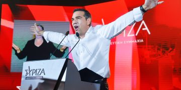 Τσίπρας στην Πάτρα: “Αλλαγή και δικαιοσύνη ή Μητσοτάκης; Την Κυριακή ο λαός θα δώσει εντολή για κυβέρνηση προοδευτικής συνεργασίας μακράς πνοής” | ΦΩΤΟ