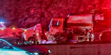 Εθνική Οδός: Σε δίκη για πλημμέλημα ο οδηγός του βυτιοφόρου που πήρε φωτιά στην Αθηνών-Κορίνθου και προκάλεσε πολύωρο μποτιλιάρισμα | ΦΩΤΟ