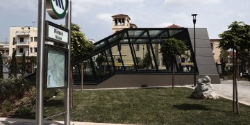 Μέσα Μαζικής Μεταφοράς: Πώς θα κινηθούν τα Χριστούγεννα, την Πρωτοχρονιά και τα Θεοφάνεια – Αναλυτικά τα δρομολόγια Μετρό, λεωφορείων και τρόλεϊ