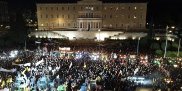 Αγροτικές κινητοποιήσεις: Εντυπωσιακό συλλαλητήριο με τρακτέρ στο Σύνταγμα – Στηρίζει η κοινή γνώμη τα αιτήματα τους | ΦΩΤΟ